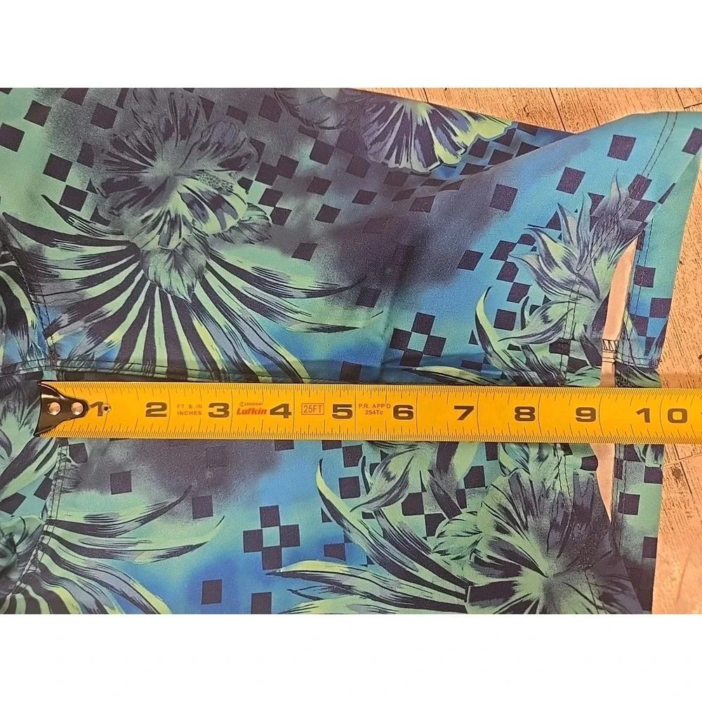 Hurley boardshorts boys